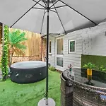 St Augustines 10 Bed Themed House