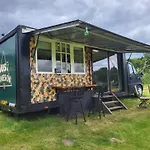 Courtlands Farm Camping And Glamping