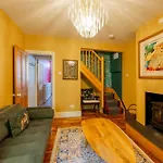 City Centre Luxury House - Garden Oasis, Kingsize Beds