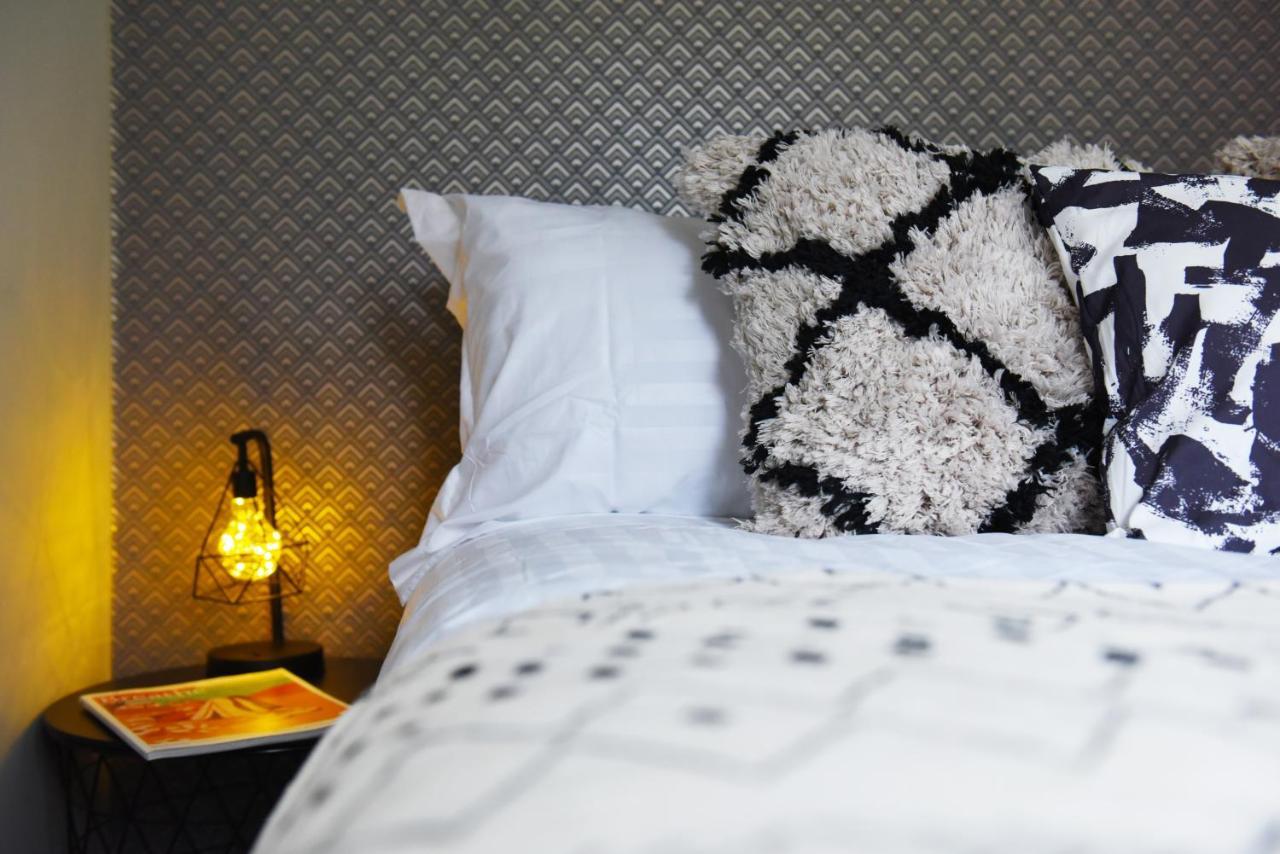 Apartment Westgate House - 5 Bedroom Newly Renovated House With Hot Tub & Private Parking Canterbury