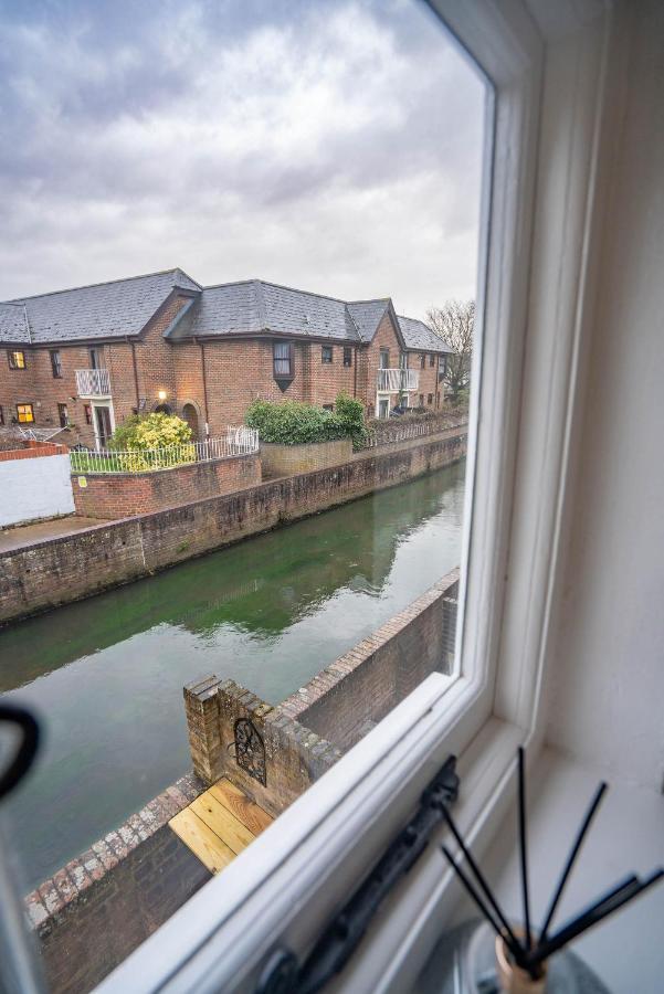 The Little Marlowe - 1 Bed Centre Holiday home Canterbury
