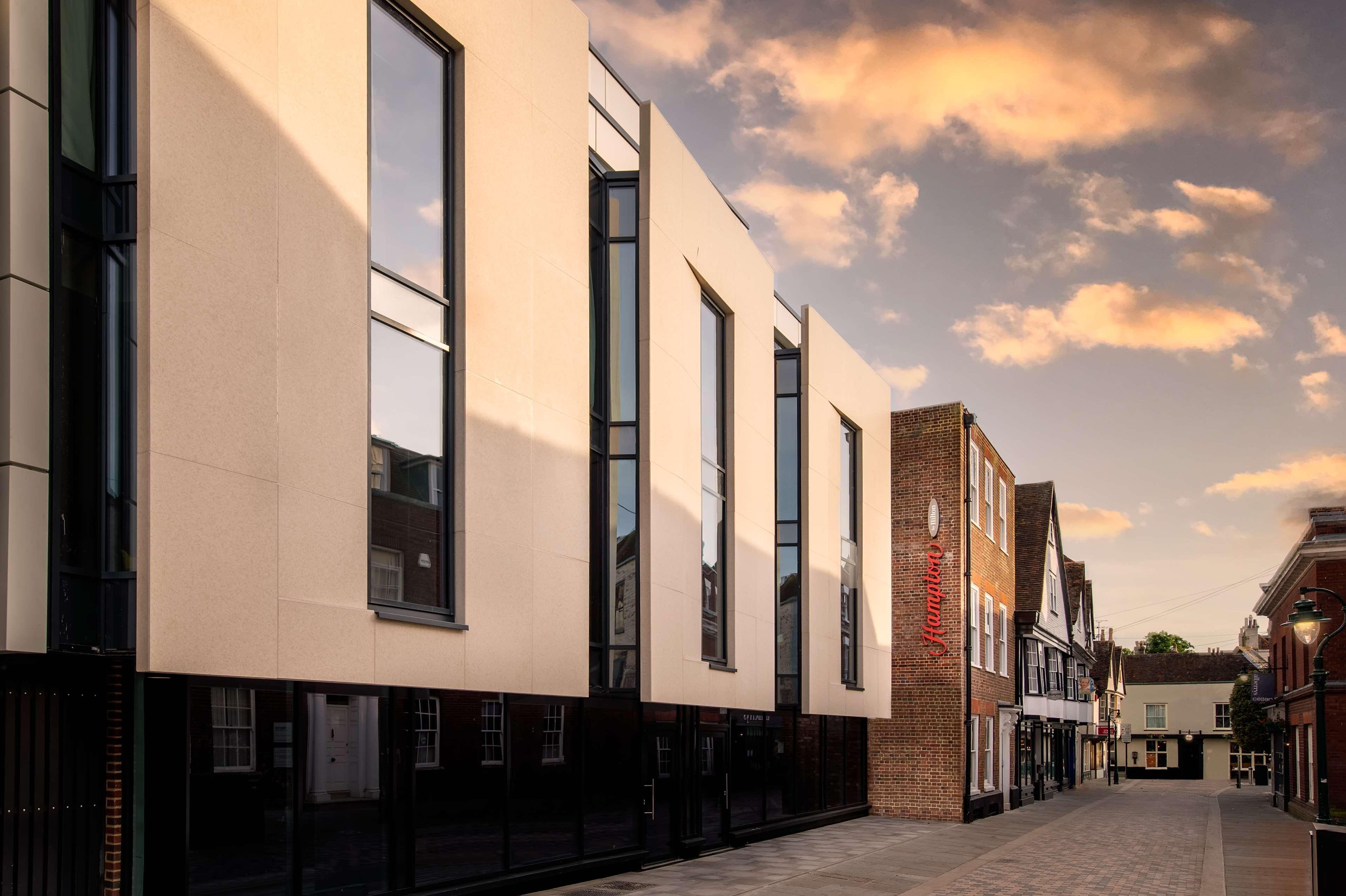 Hampton By Hilton Hotel