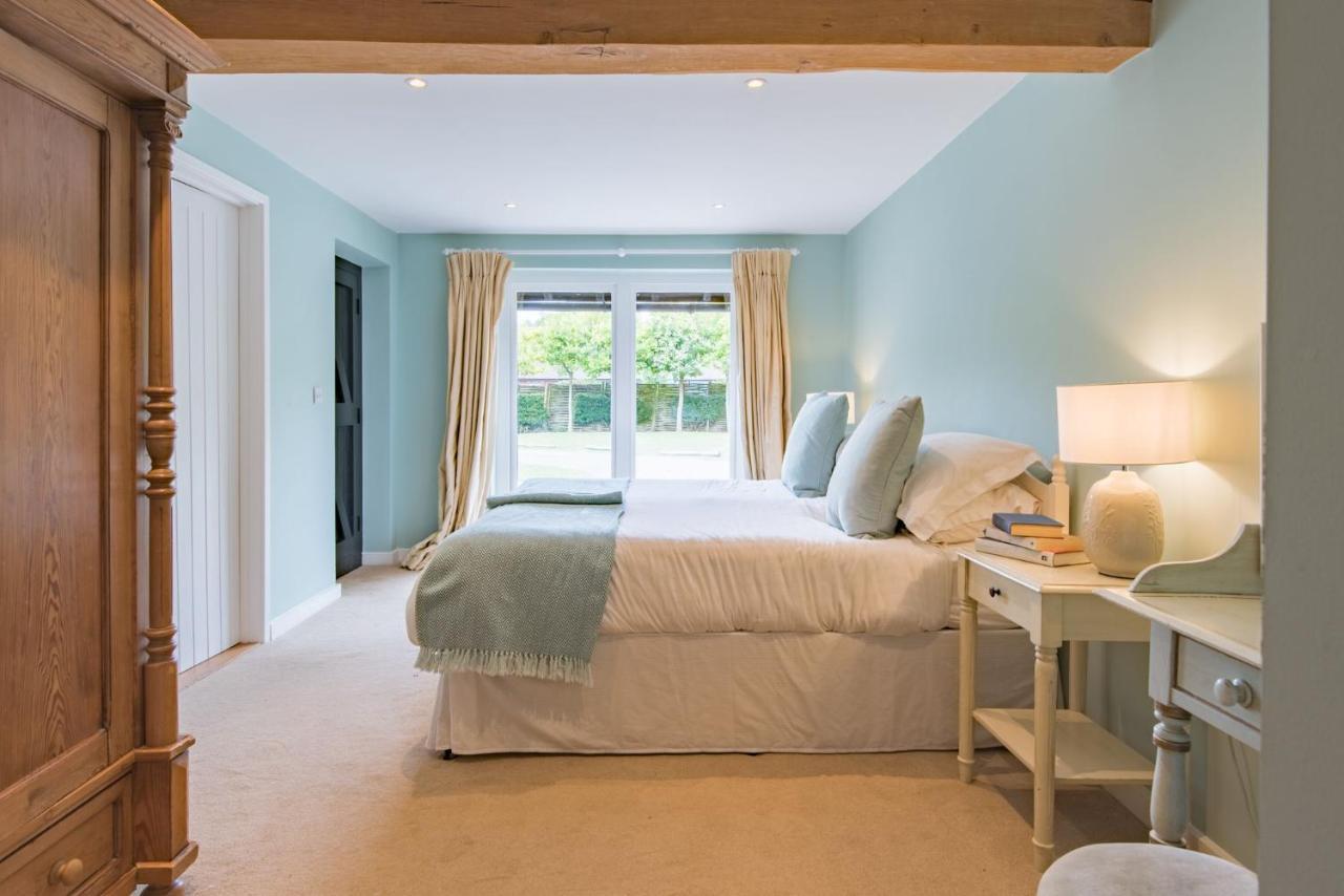 Great Higham Barn By Bloom Canterbury