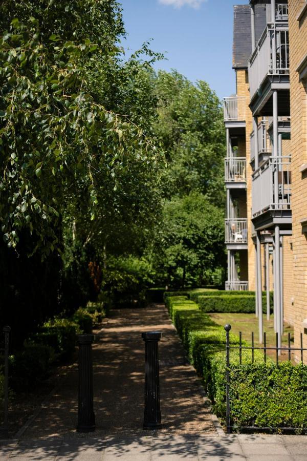 Apartment Spacious 3 Bedroom Free Parking! Canterbury