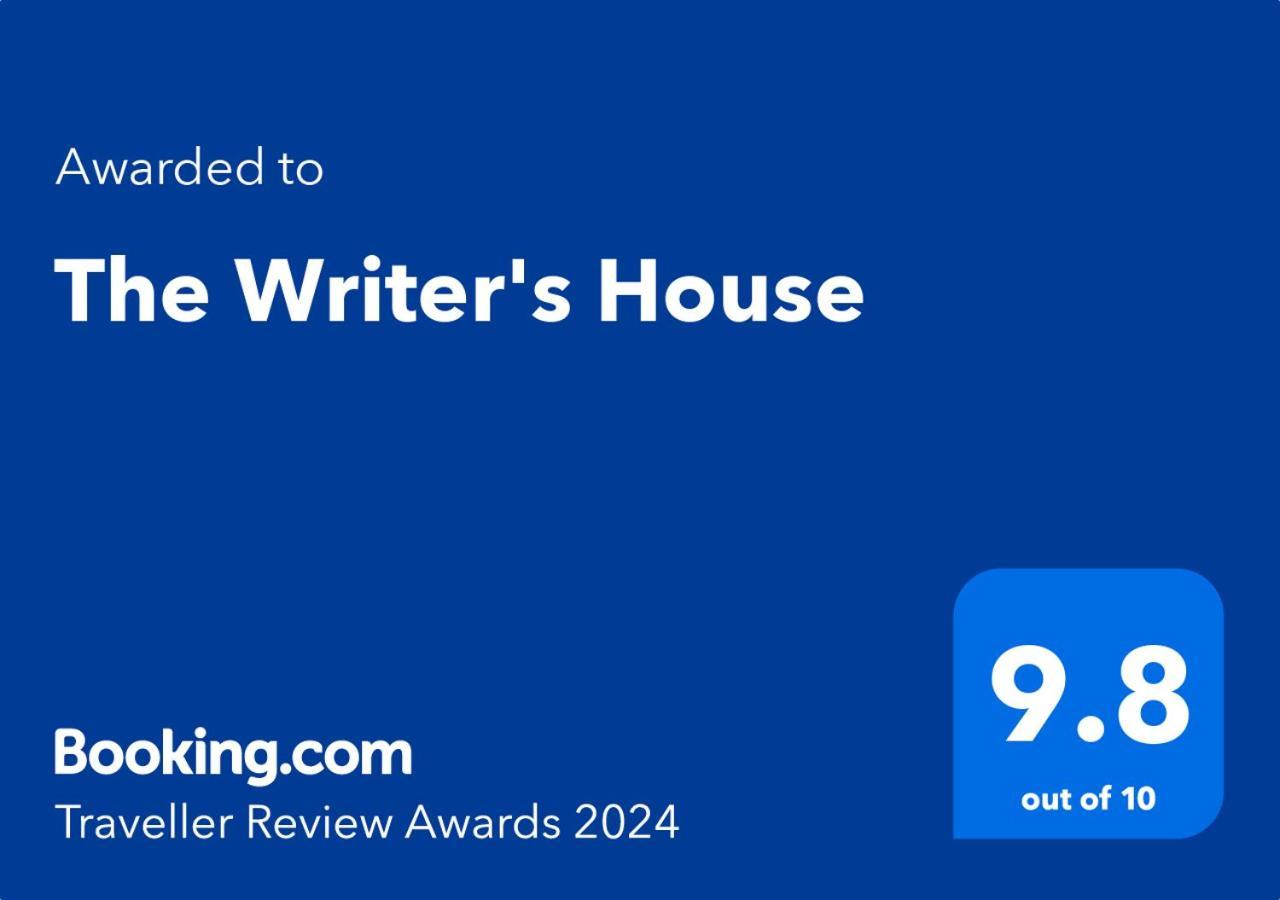 The Writer's House Apartment
