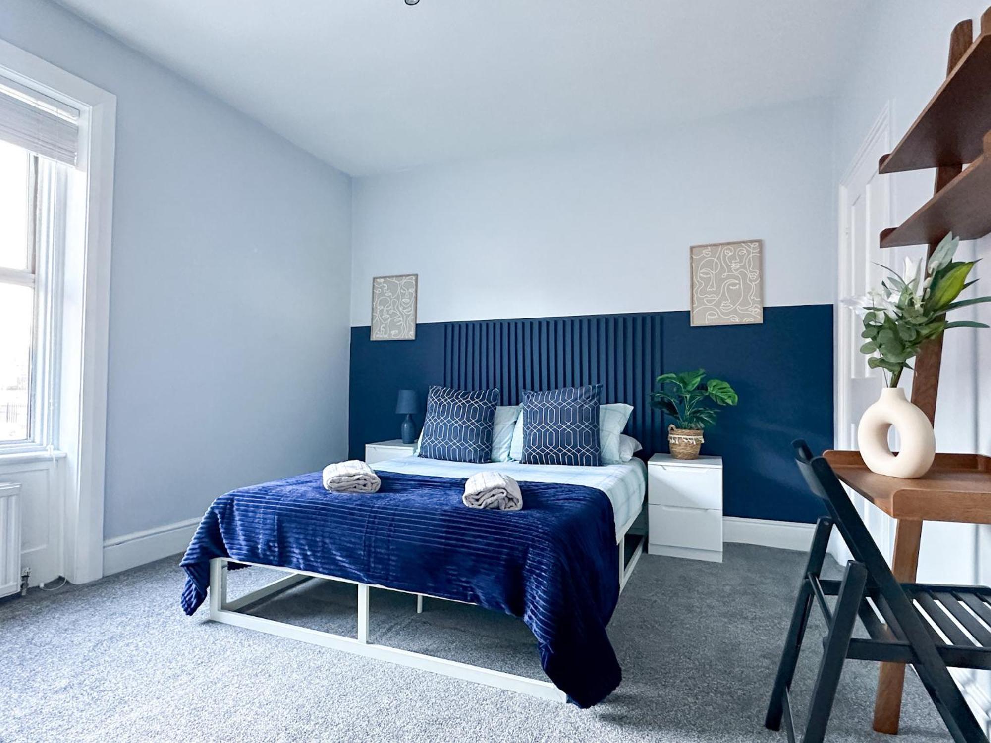 Stylish 3-bedroom In City-centre - Superb Location! Canterbury