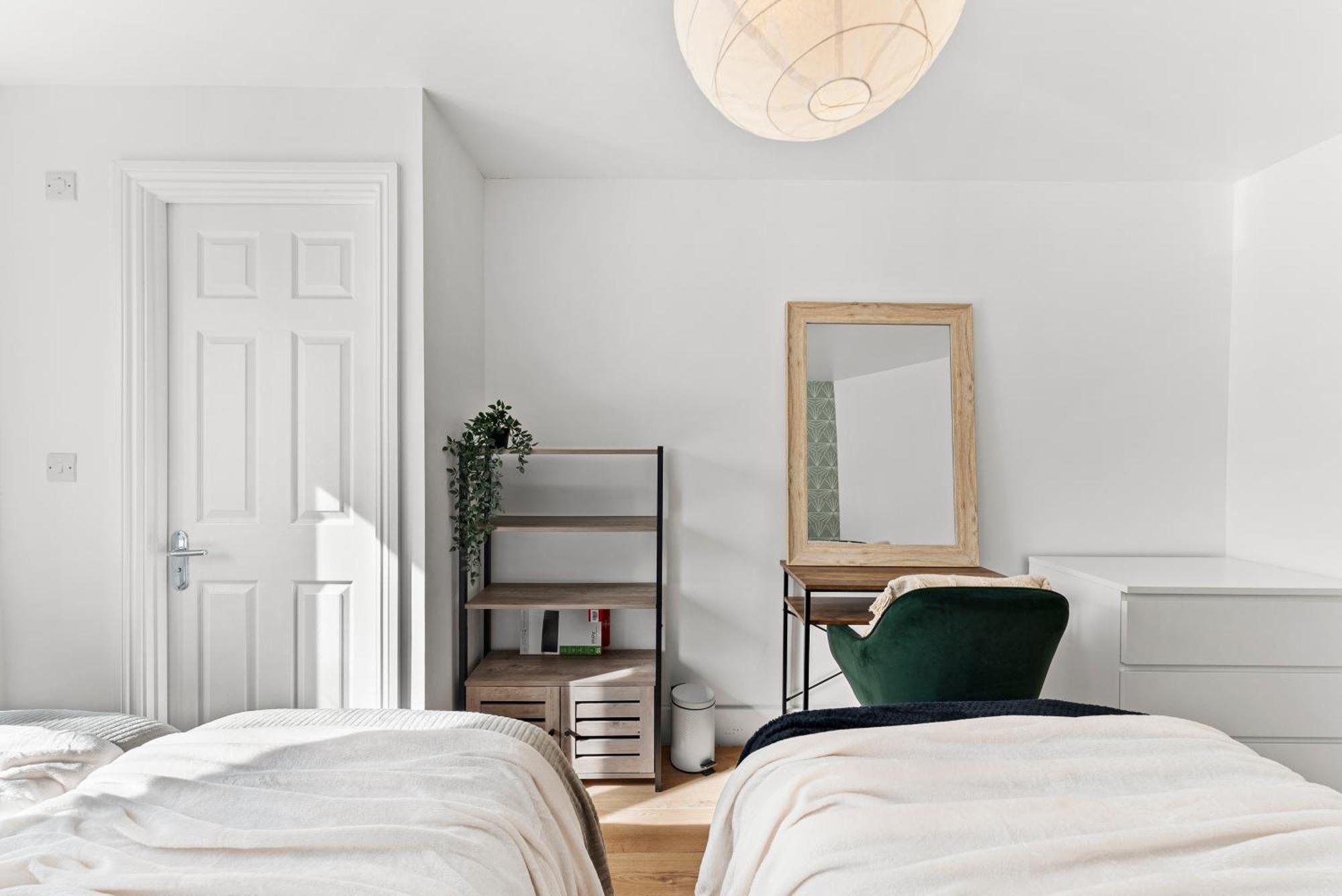 The Augustine - Stylish City Centre Gem