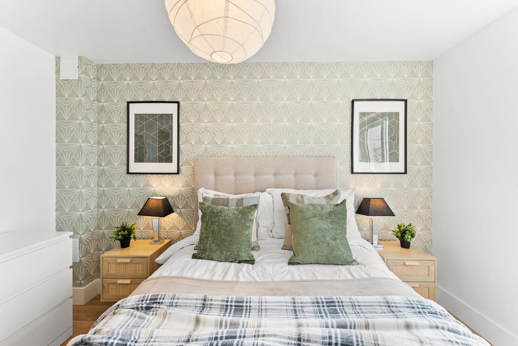 The Augustine - Stylish City Centre Gem *