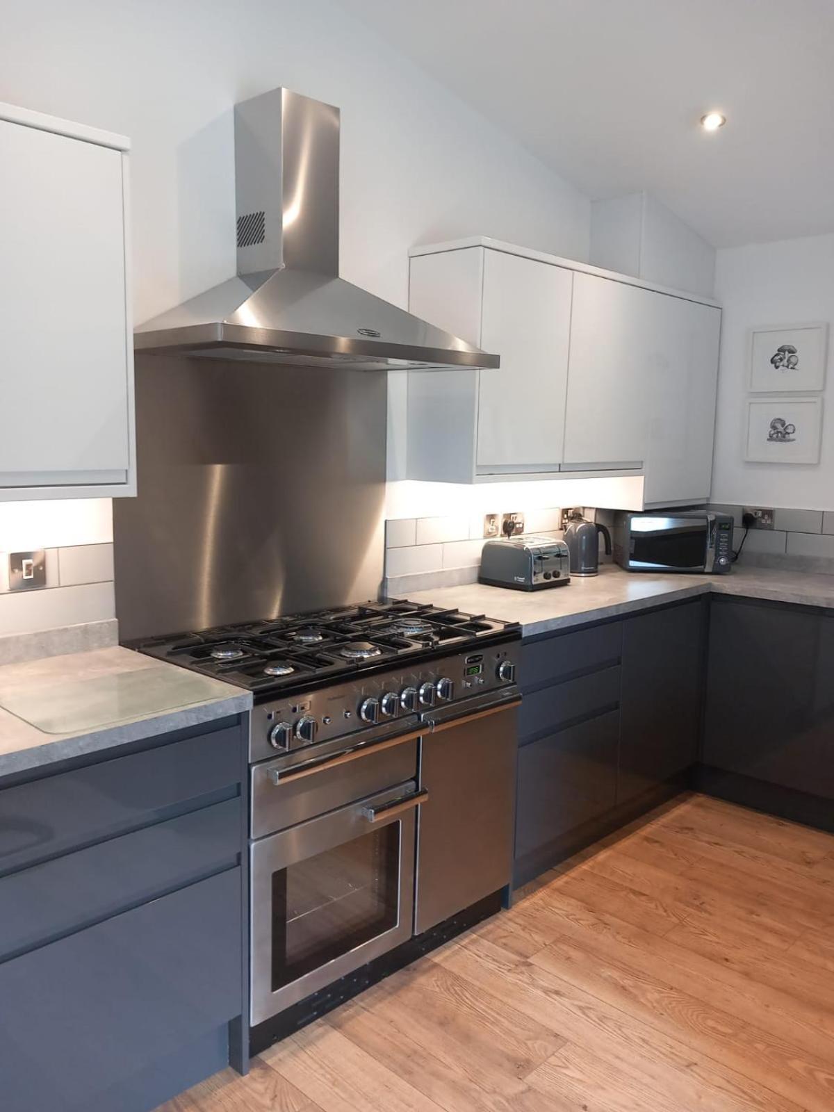 Chapter Farm Apartment Canterbury