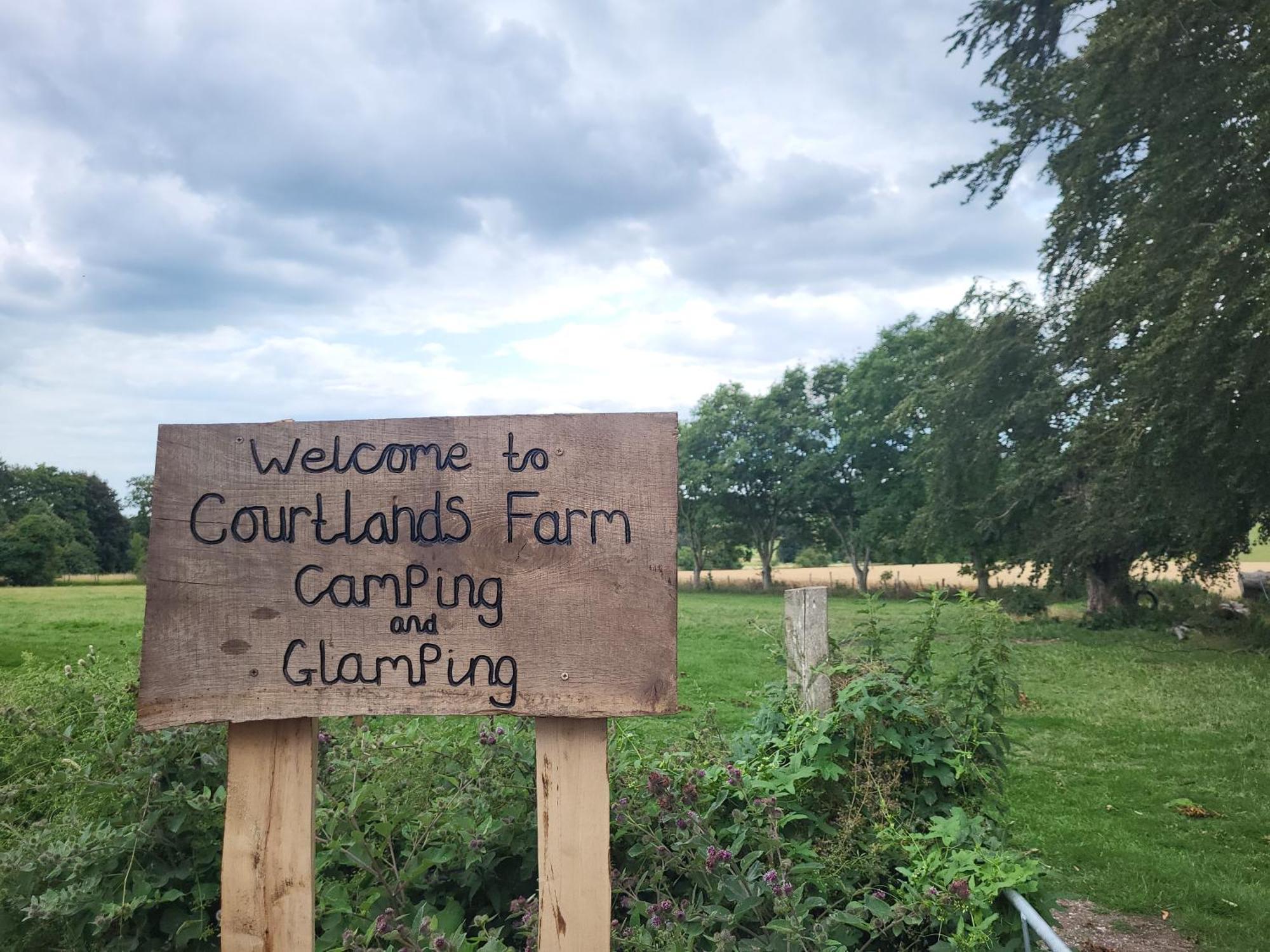 Courtlands Farm And Glamping