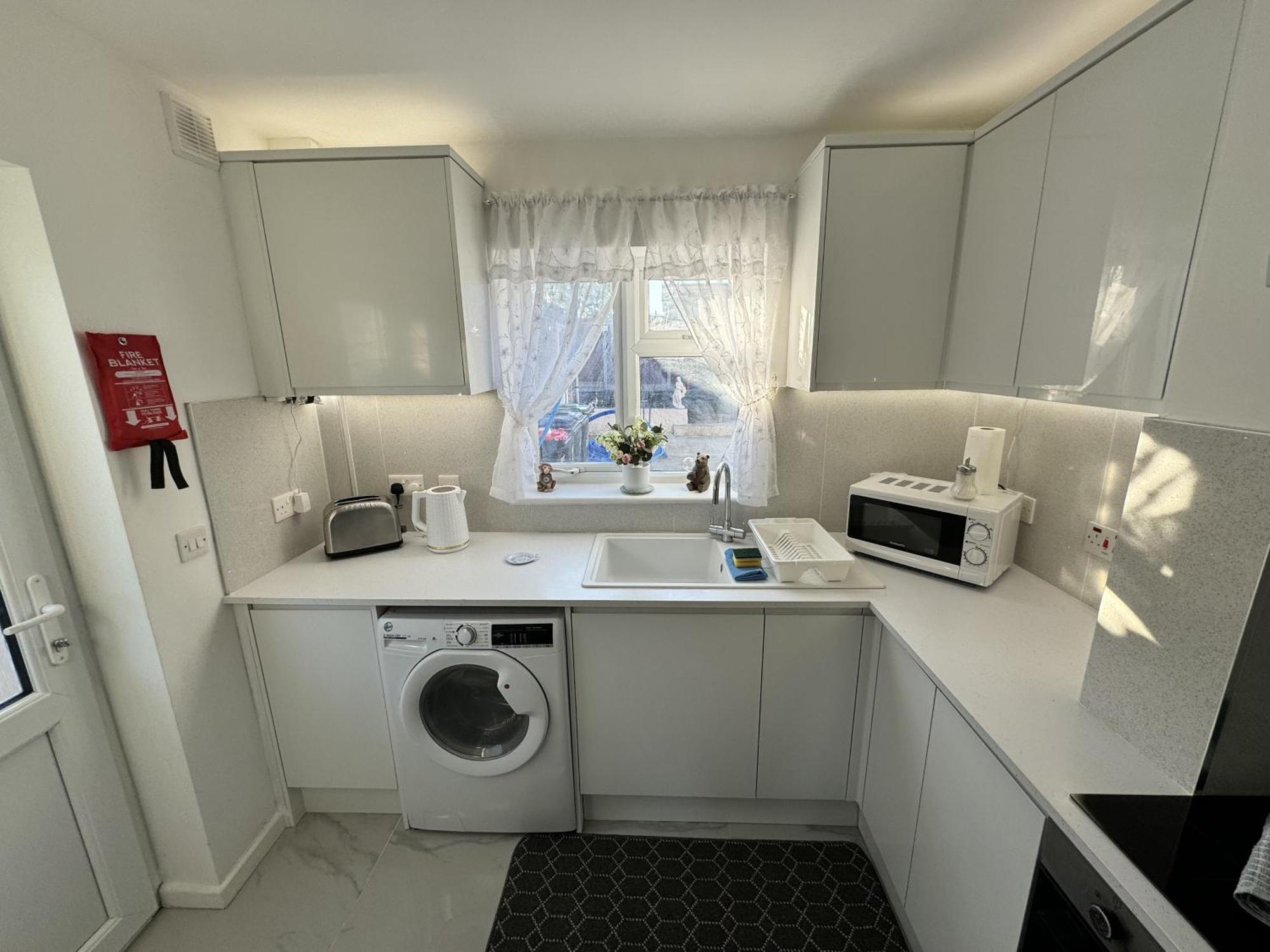 Casa de férias Modern 3-bed Hideaway Near Westgate With Parking *