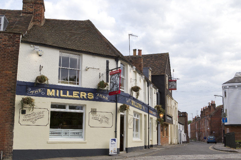 Pensão The Millers Arms 4*