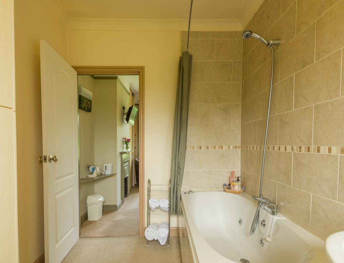 Homelea & Self Catering Bed & Breakfast