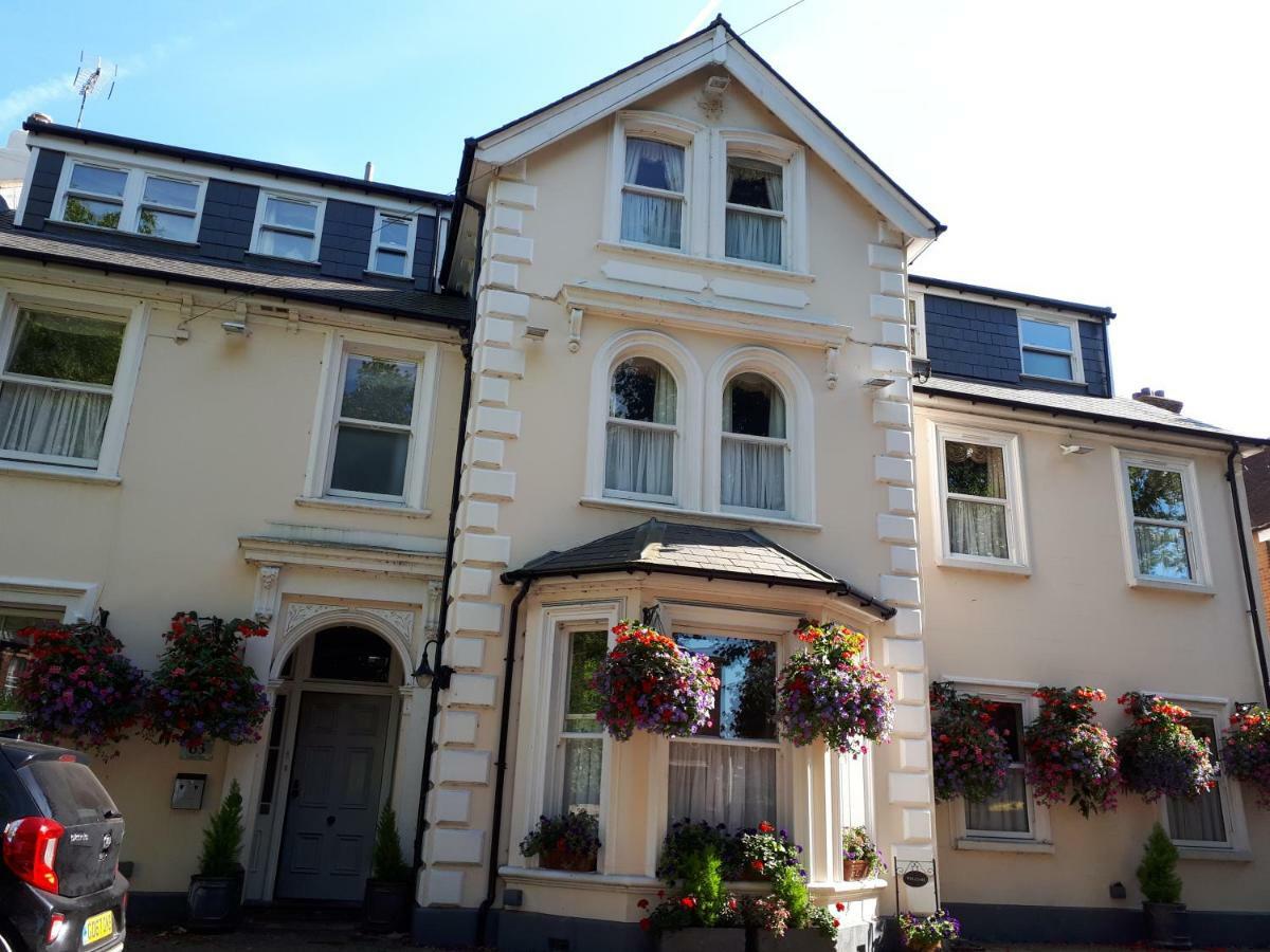 Guest house Canterbury Lodge 4*
