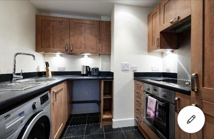 Copperfield Apartment