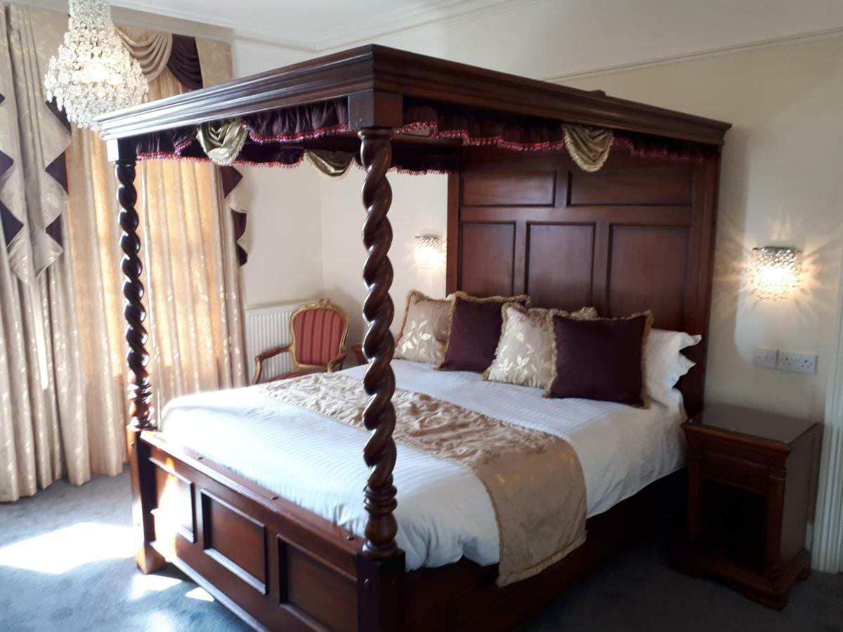 Canterbury Lodge