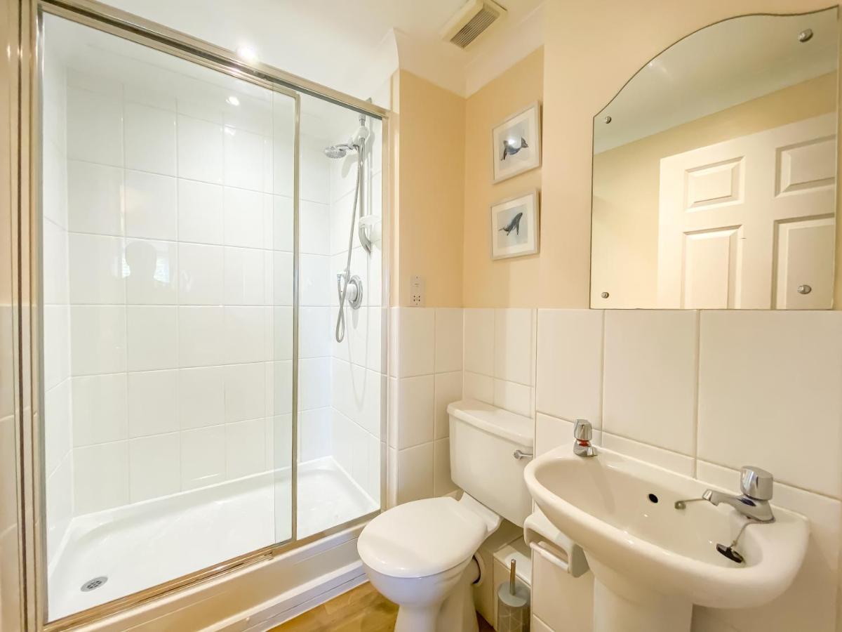 The Copperfield - Modern 4 Bed House With Parking Holiday home Canterbury