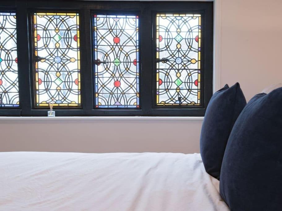Townhouse With Cathedral Views Holiday home *