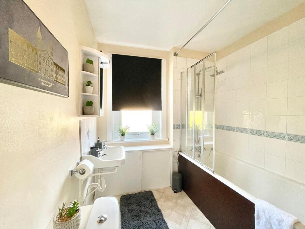 Casa de férias Near Centre Greta For Families, Contractors Or Holidays! Sleeps 5